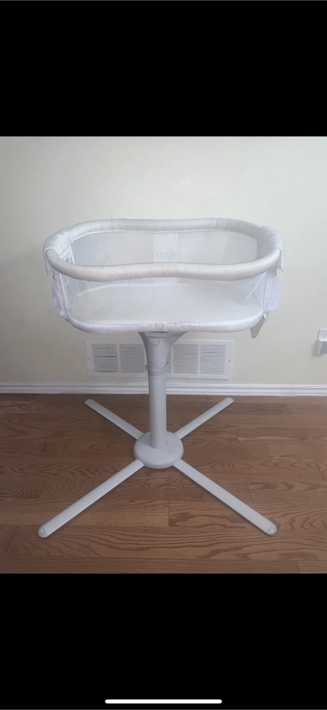Rotating Baby Bed with Sleep Sounds, Night Light, Soft Vibration - photo 4