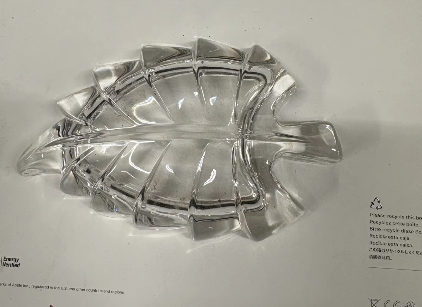 Clear Glass Leaf Dish – Decorative Serving Bowl - Small - photo 2