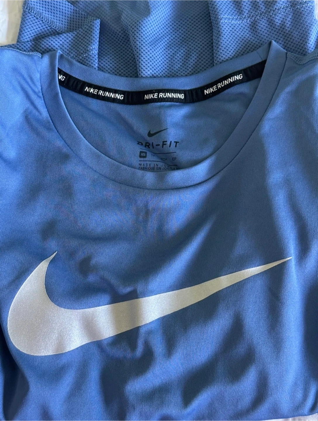 Women’s Nike Dri-FIT Running Shirt – XS (Like New)