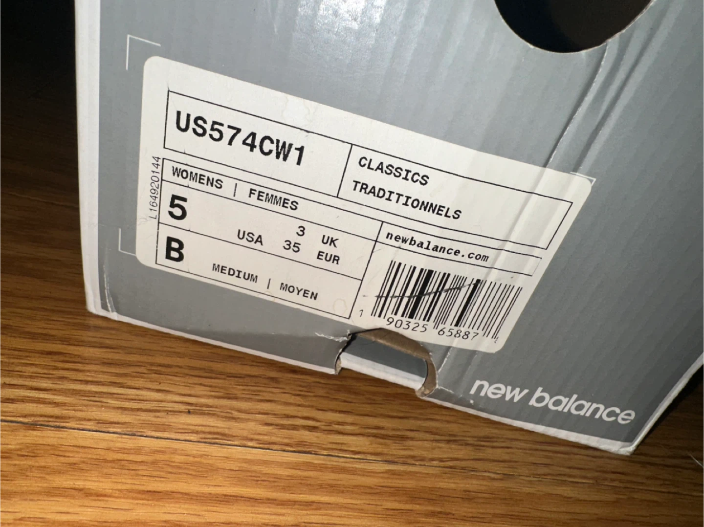 New Balance Women's Classic Sneakers Size 5 - photo 3
