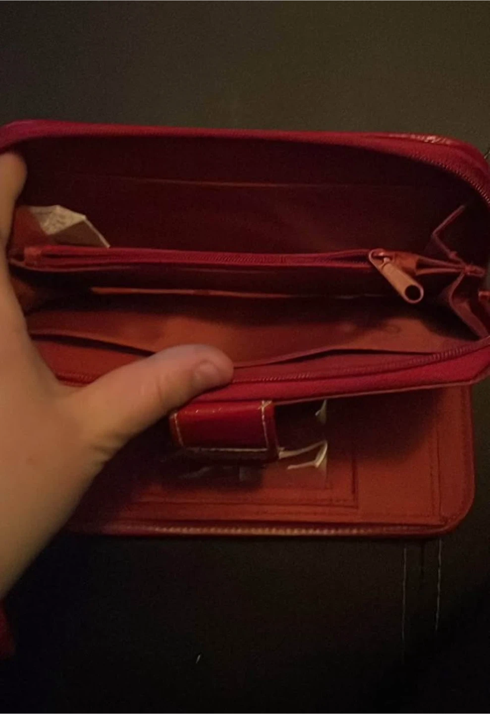 Red Wallet - photo 3