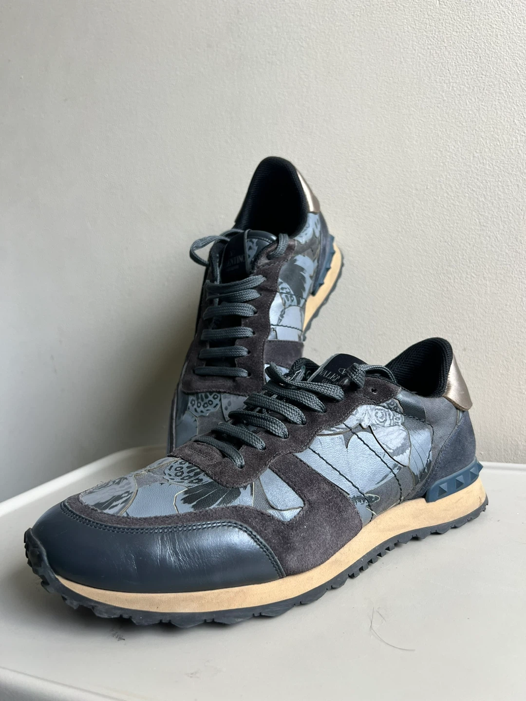 Valentino Garavani Butterfly Sneakers - photo 2