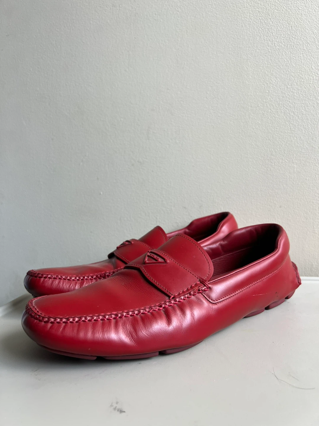 PRADA Red Leather Driving Loafers - photo 2