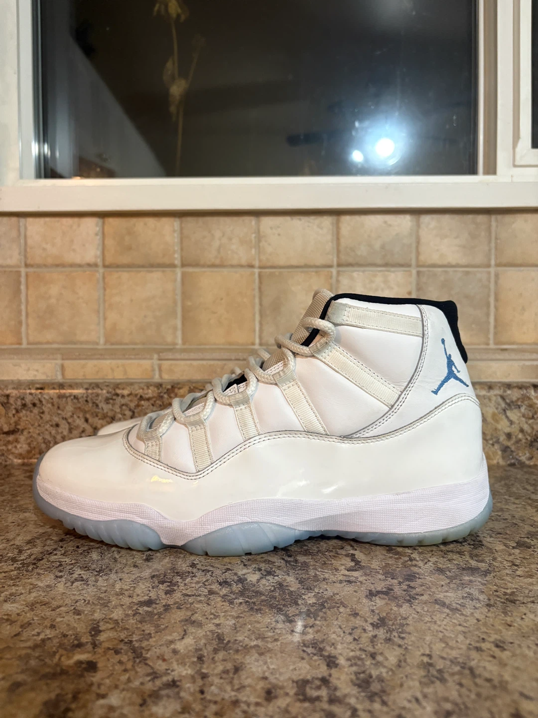 Air Jordan 11 Retro White/Blue - photo 3
