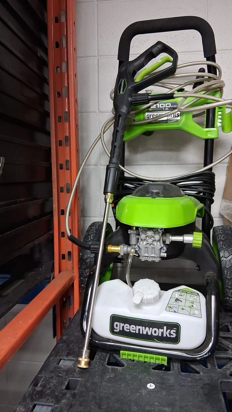 Greenworks 2100 PSI Electric Pressure Washer - photo 2
