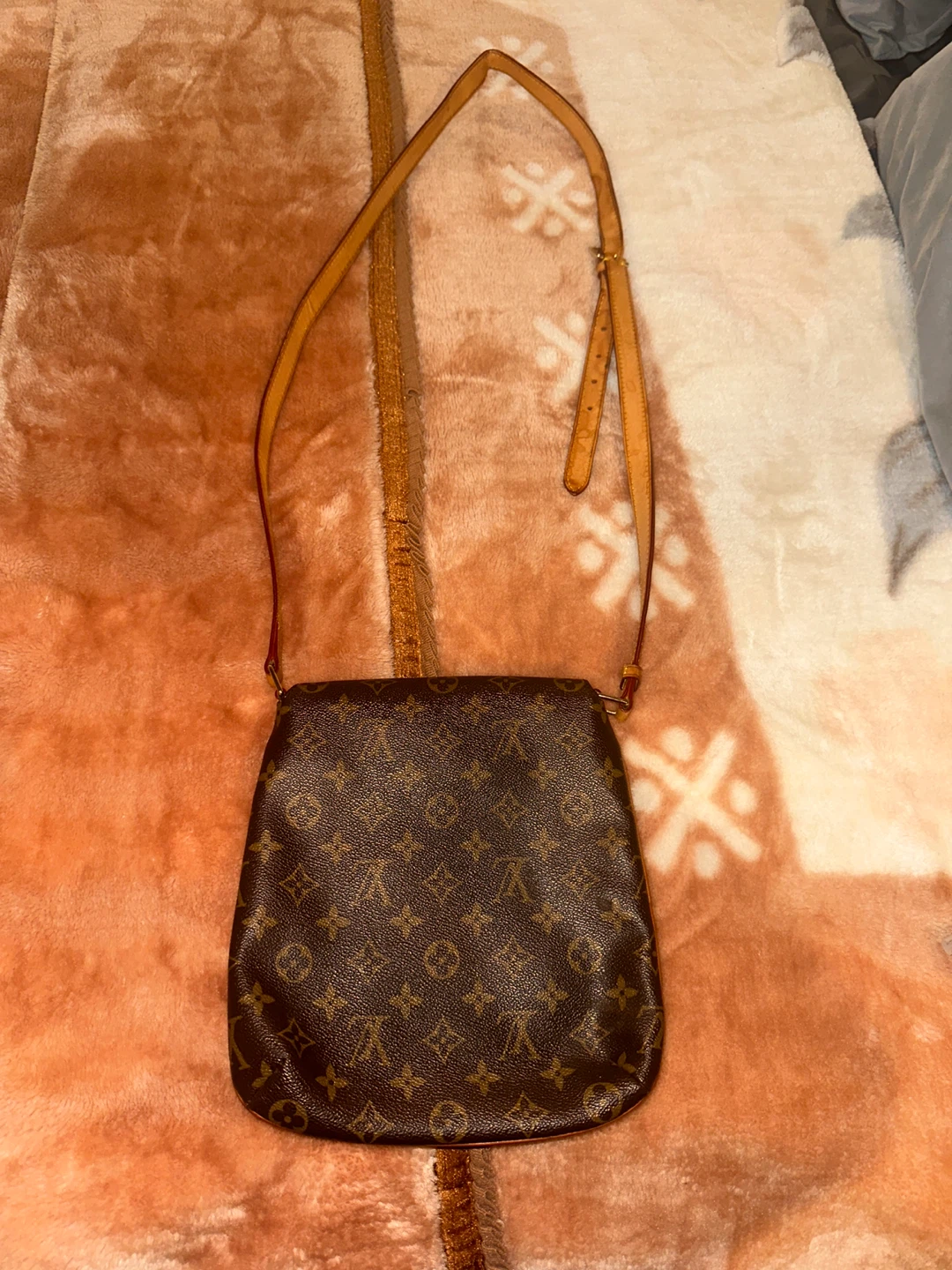 Louis Vuitton Monogram crossbody bag