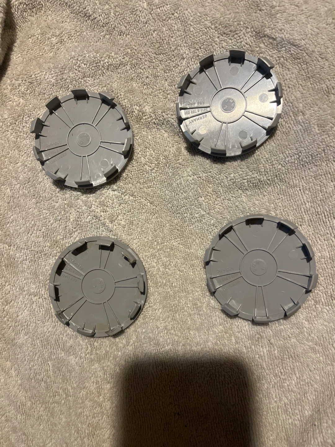 Set of 4 Mickey Mouse Skull Center Caps - photo 2