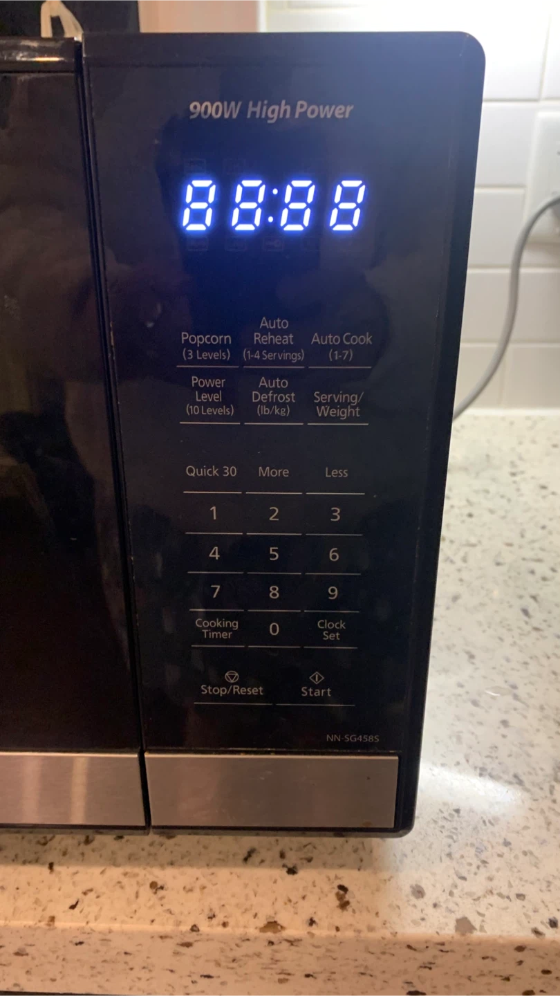 Panasonic 900W High Power Microwave - photo 2