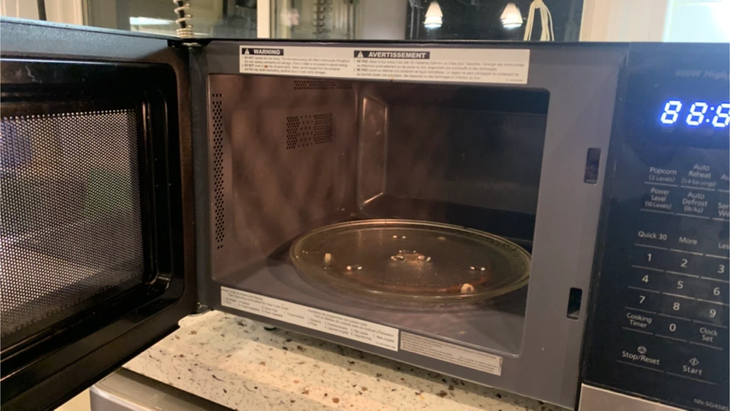 Panasonic 900W High Power Microwave - photo 3