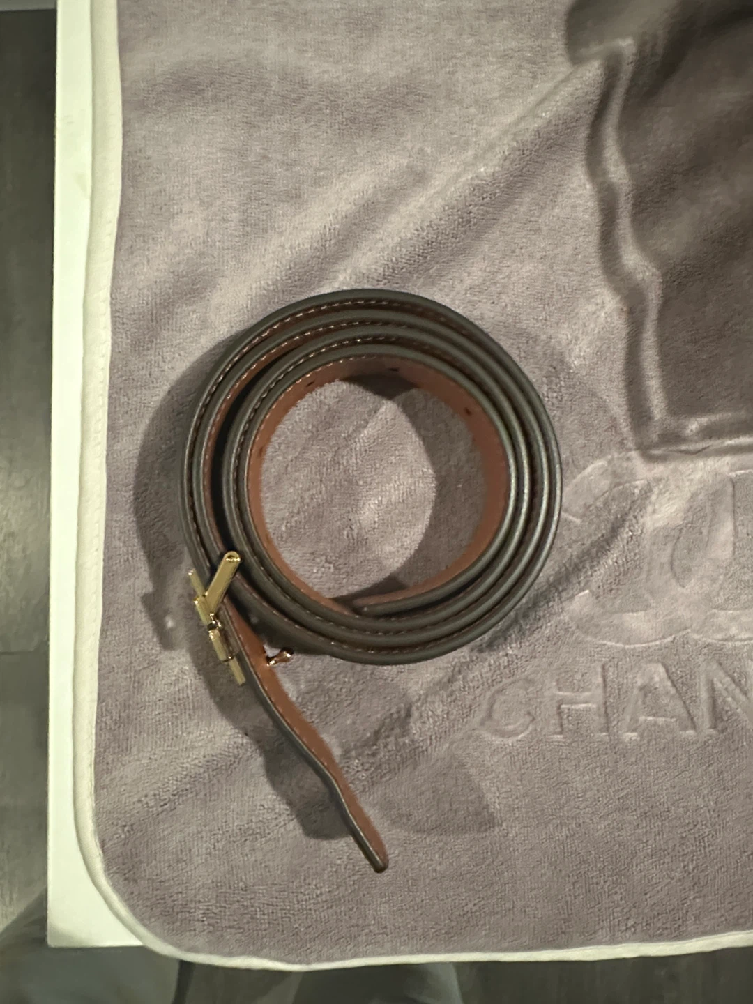 Tory Burch Black Leather Belt with Gold Logo Buckle - photo 4