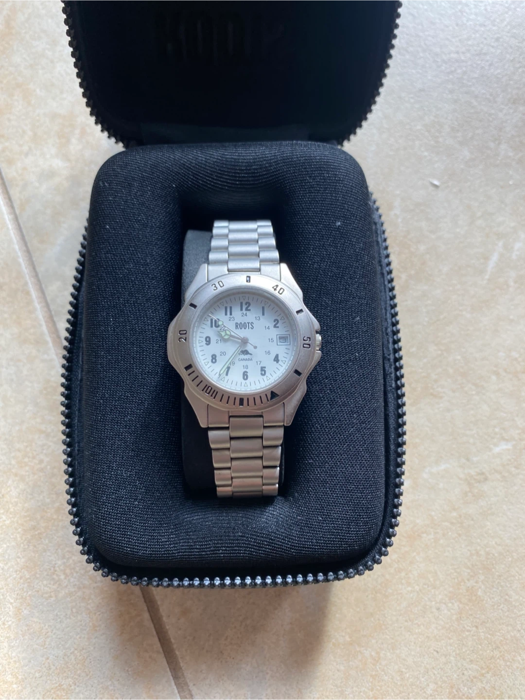 NEW! Men’s Roots Watch in Case