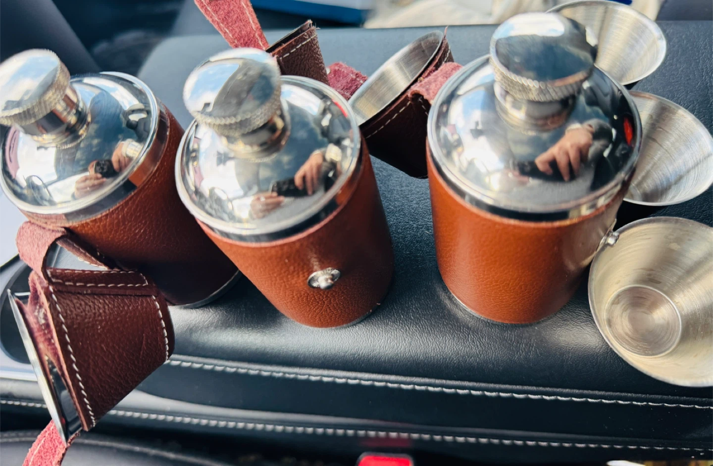 Set of 3 Danier Stainless Steel Flasks with Genuine Leather - photo 4