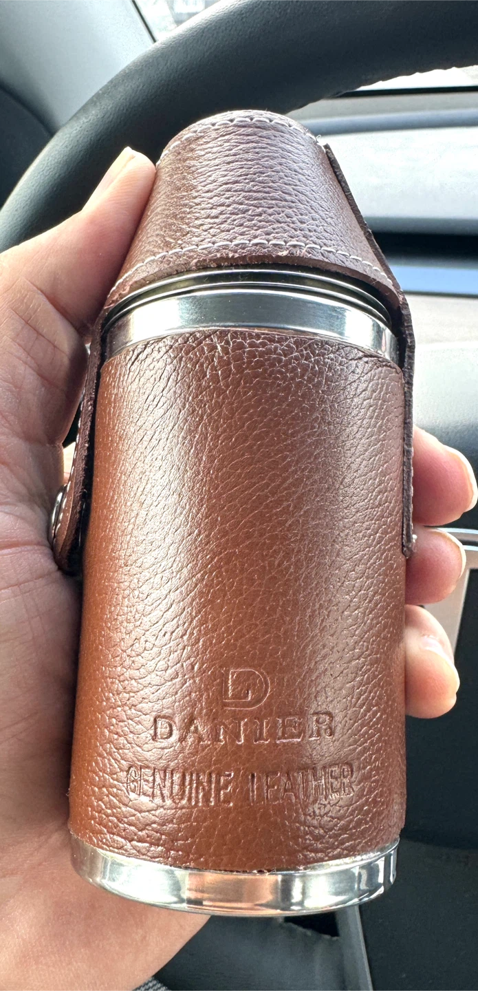 Set of 3 Danier Stainless Steel Flasks with Genuine Leather - photo 2