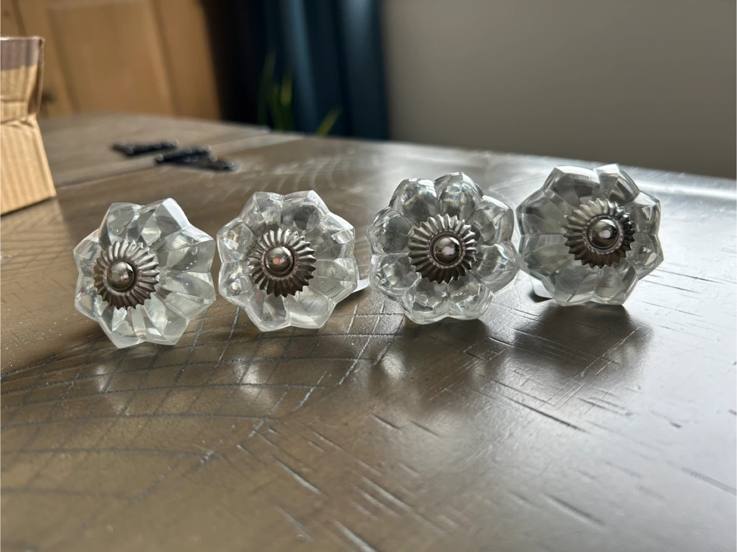 Set of 4 Clear Glass Cabinet Knobs, never used