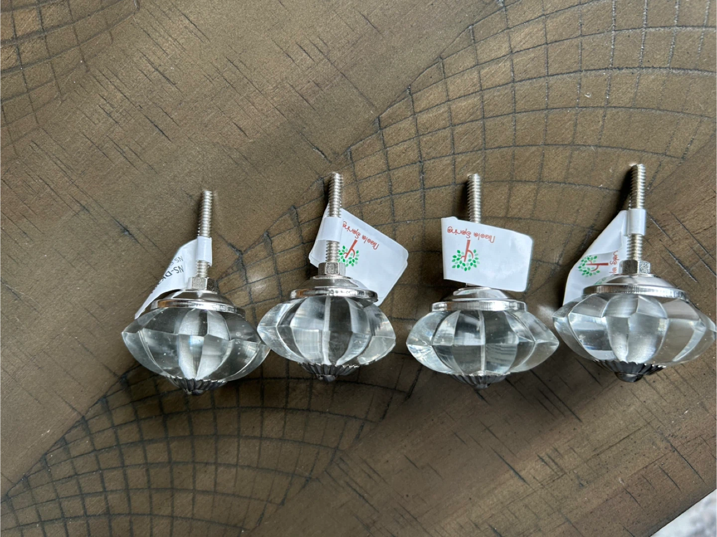 Set of 4 Clear Glass Cabinet Knobs, never used - photo 2