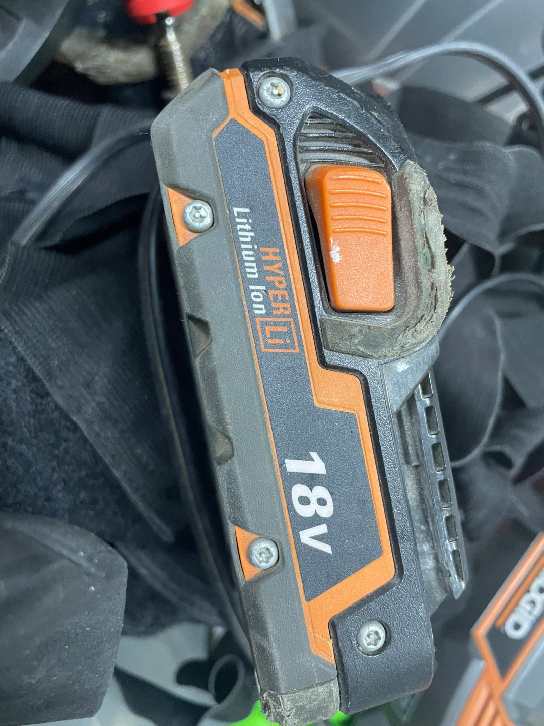 Ridgid 18V Lithium Ion Battery and Charger - photo 5