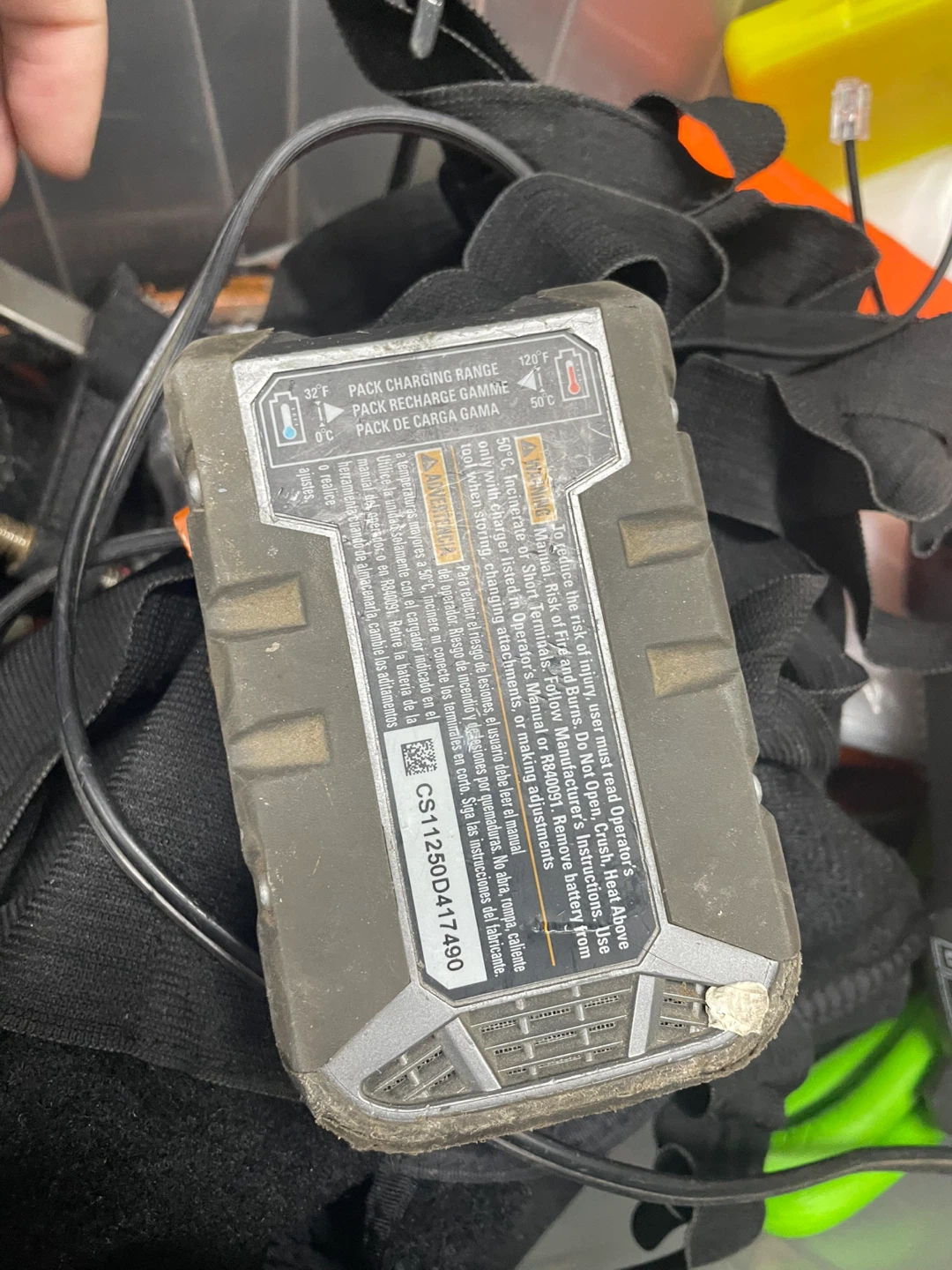 Ridgid 18V Lithium Ion Battery and Charger - photo 3
