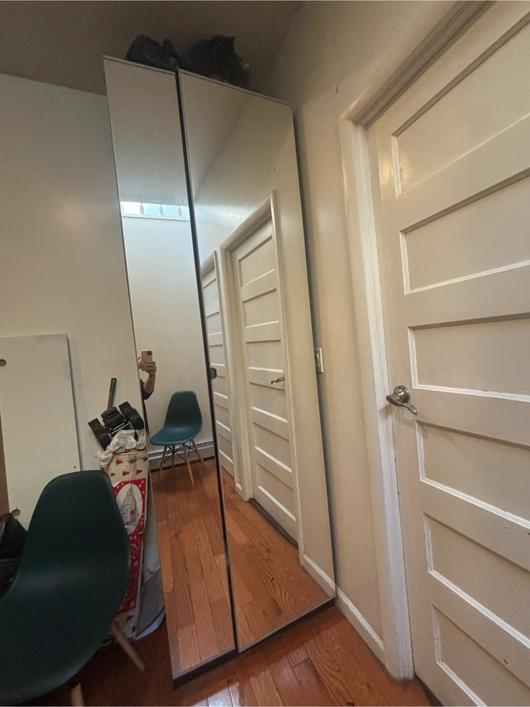 FREE Wardrobe with Mirrored Doors - photo 3
