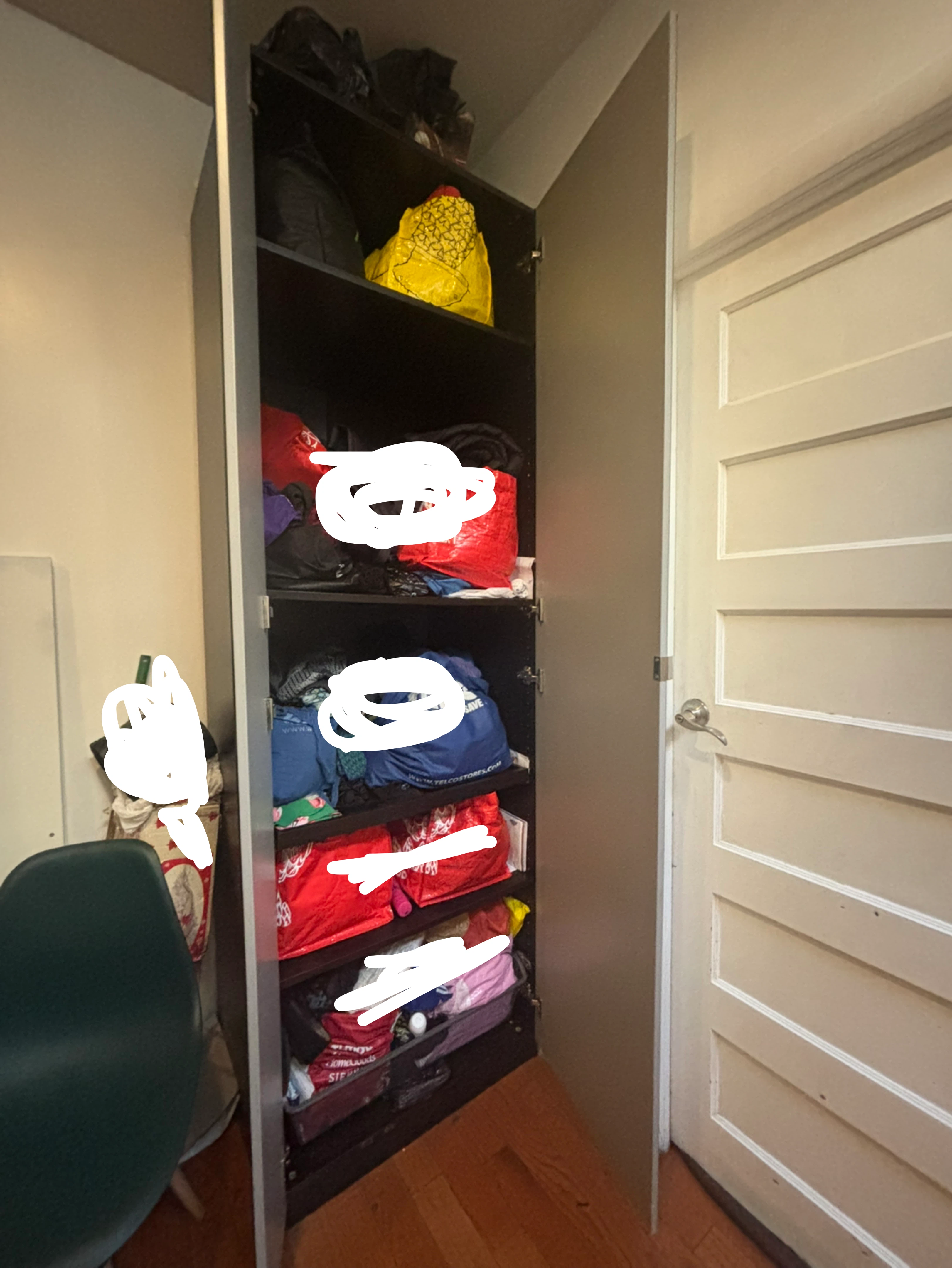 FREE Wardrobe with Mirrored Doors - photo 4