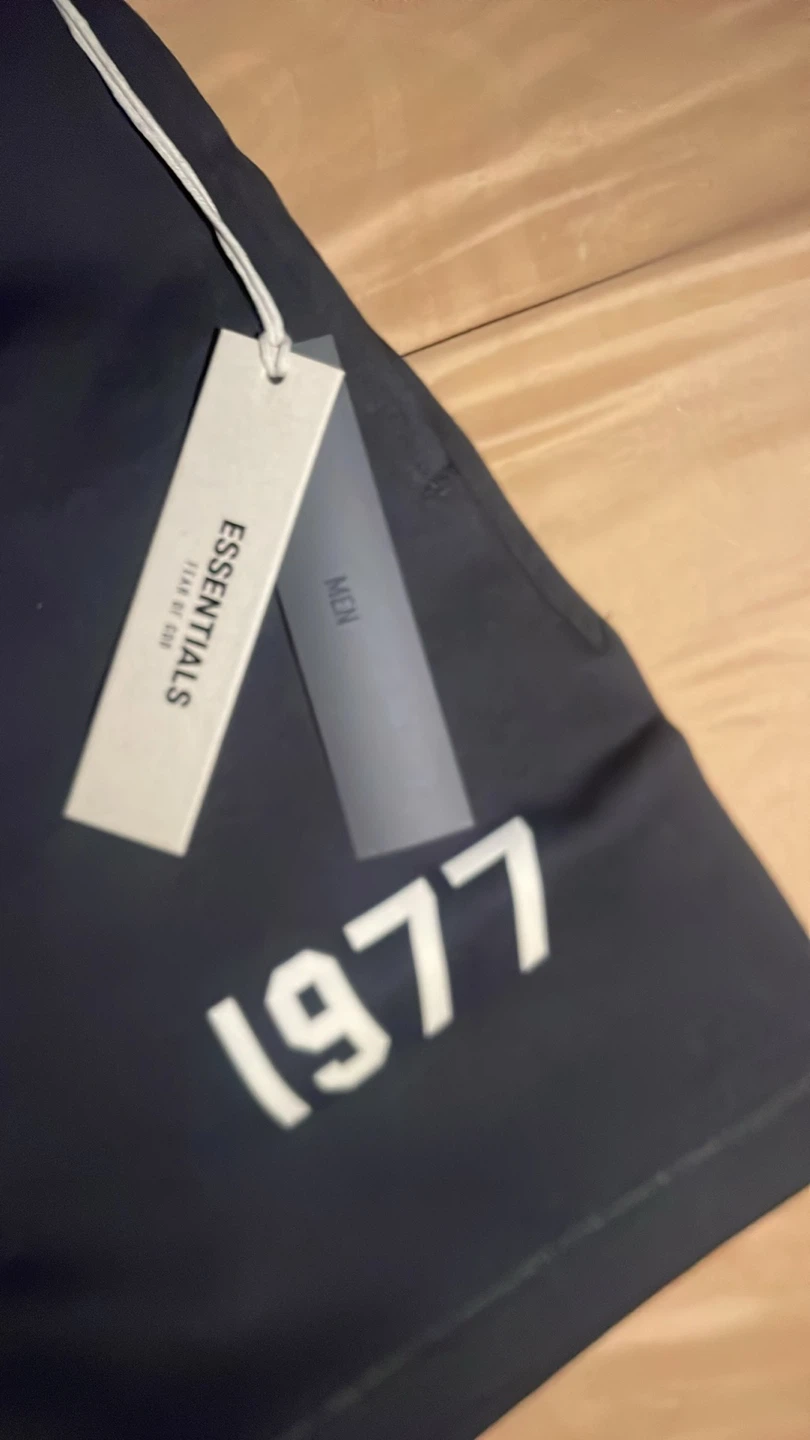 ESSENTIALS Fear of God 1977 Shorts XS - photo 4