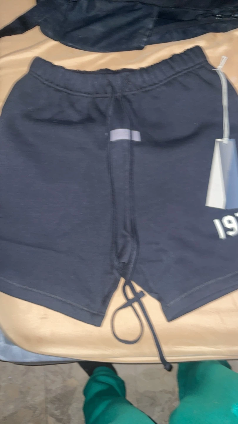 ESSENTIALS Fear of God 1977 Shorts XS - photo 2