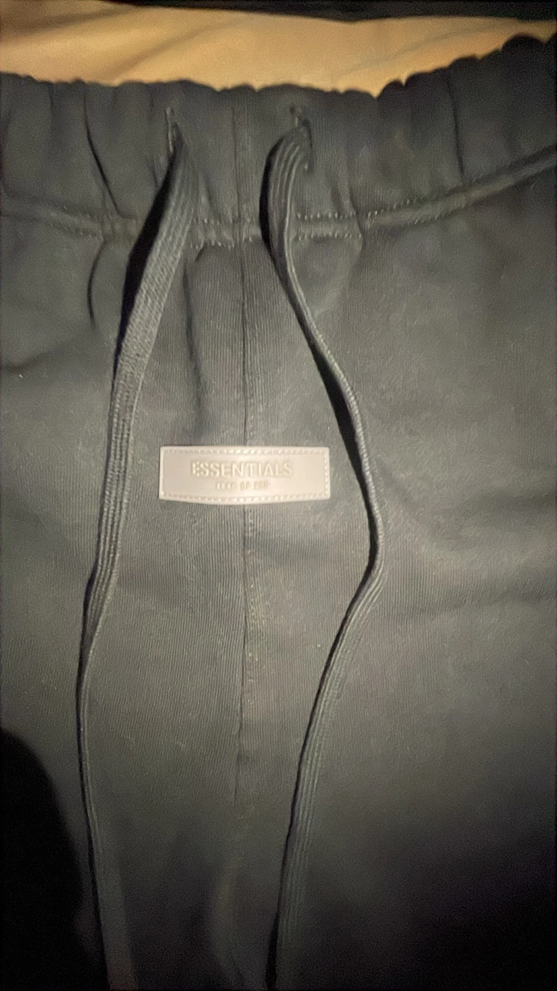 ESSENTIALS Fear of God 1977 Shorts XS - photo 3