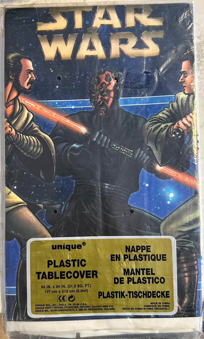 Star Wars Plastic Tablecover (54 x 84 in.)