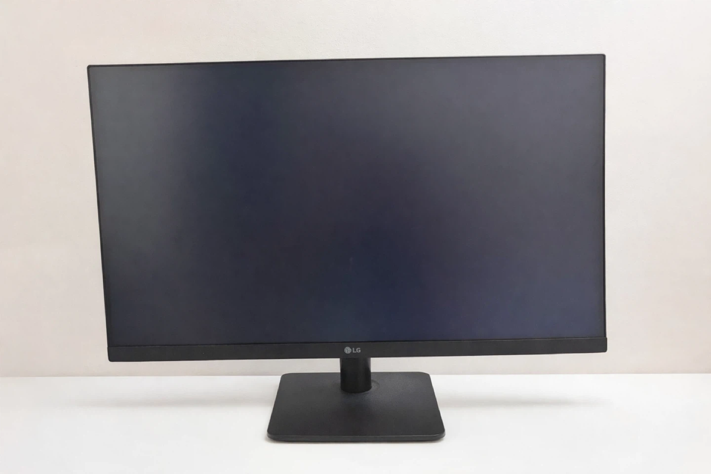 LG 24" Monitor - Full HD, 100Hz Refresh Rate