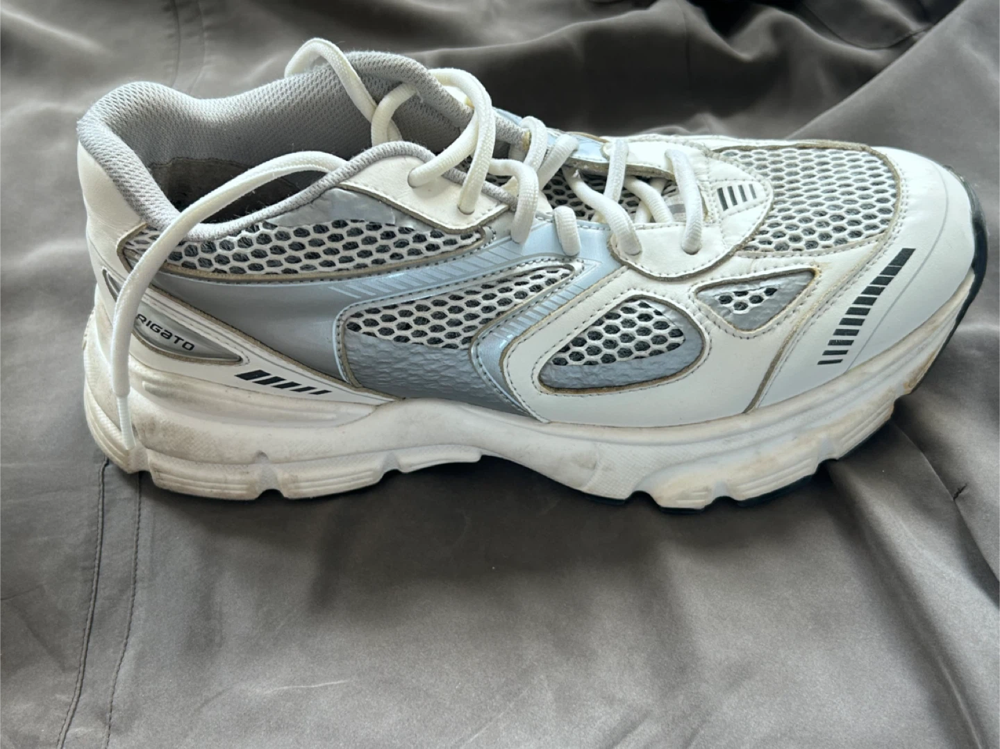 Axel Arigato White & Silver Marathon Runner Sneakers - photo 2