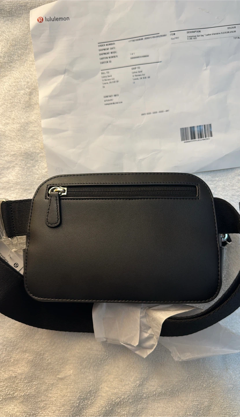Lululemon Everywhere Belt Bag - Black Leather Alternative - photo 5