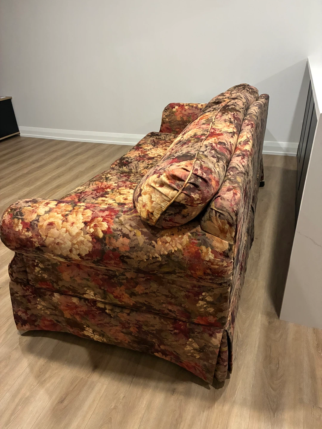 Floral Print Sofa - photo 2