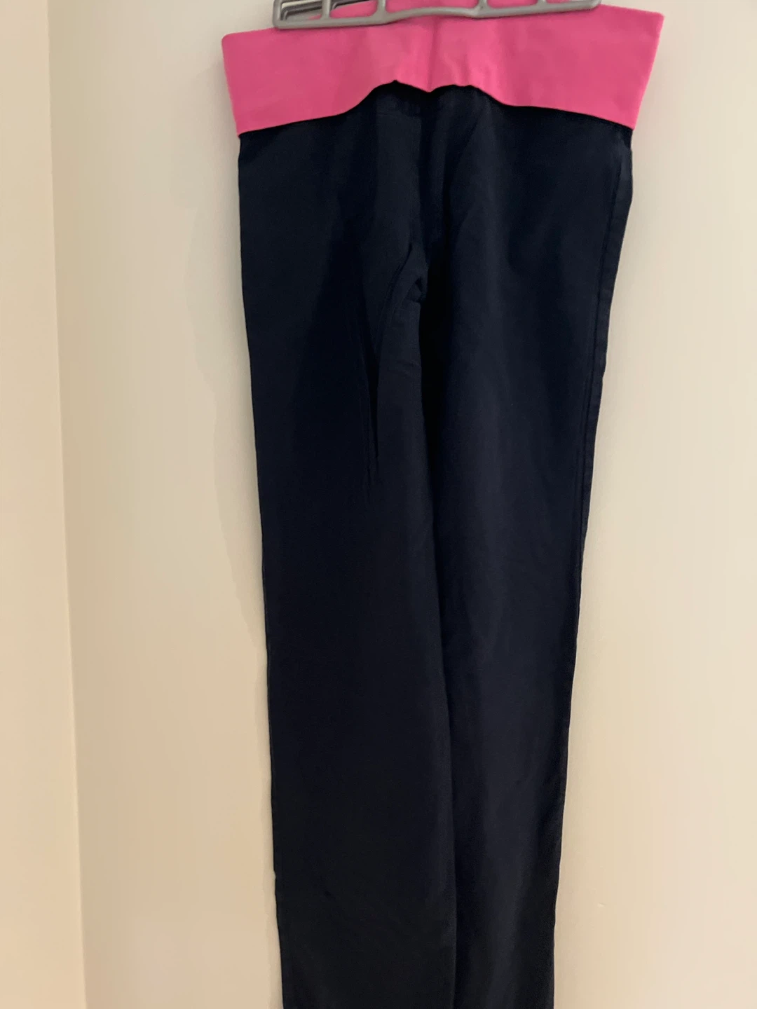 Abercrombie & Fitch Pink Waistband Yoga Pants - photo 3