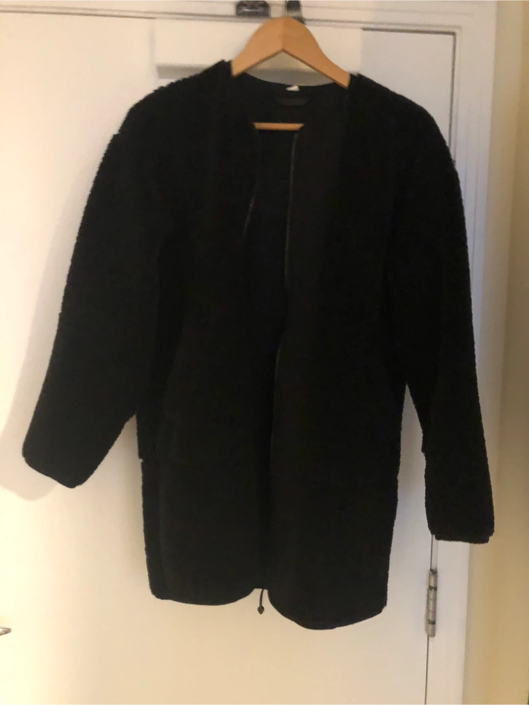 Stunning Lululemon Black Fleece Zip-Up Jacket