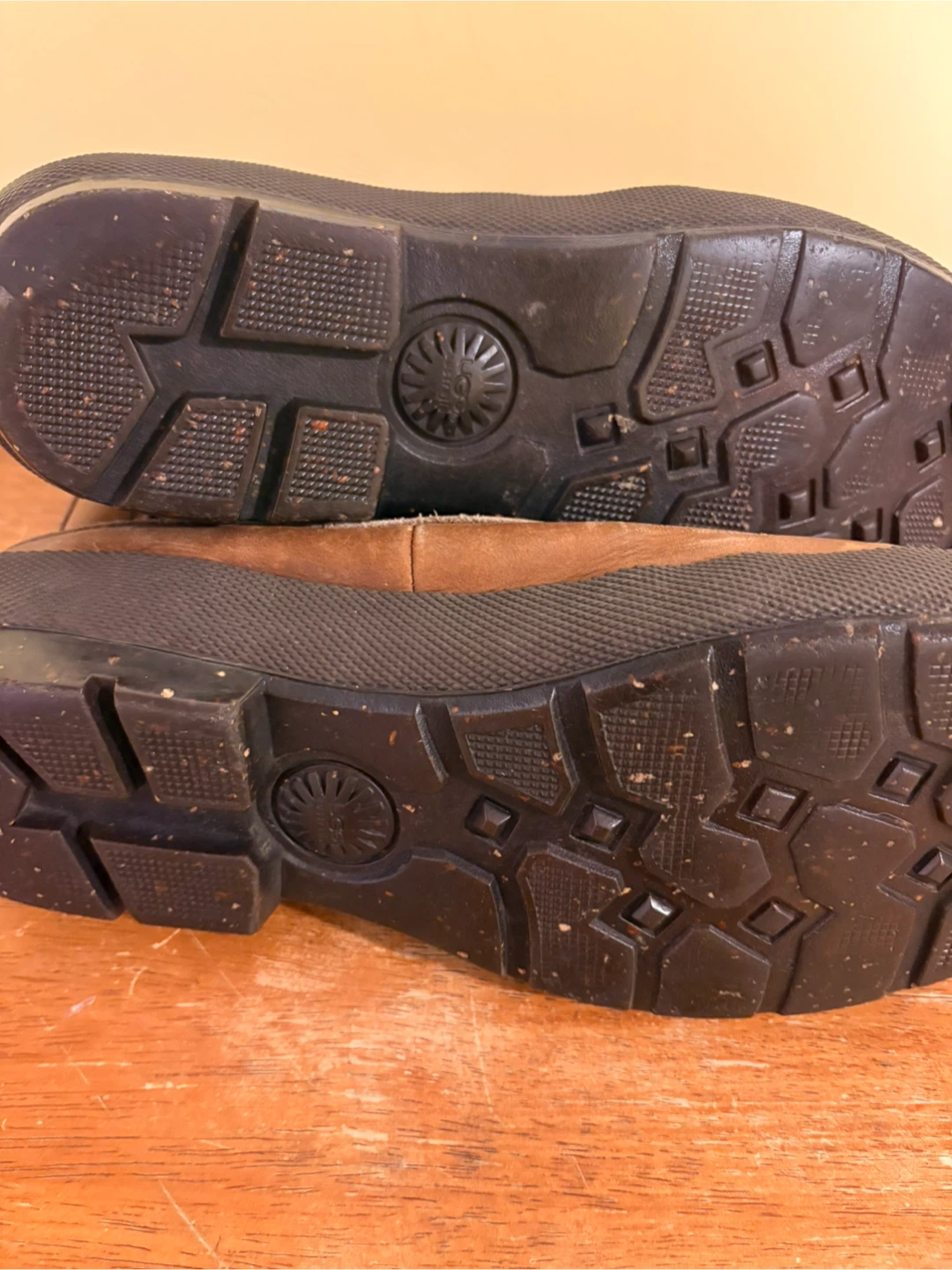 Ugg Men’s 5665 waterproof boots - photo 5