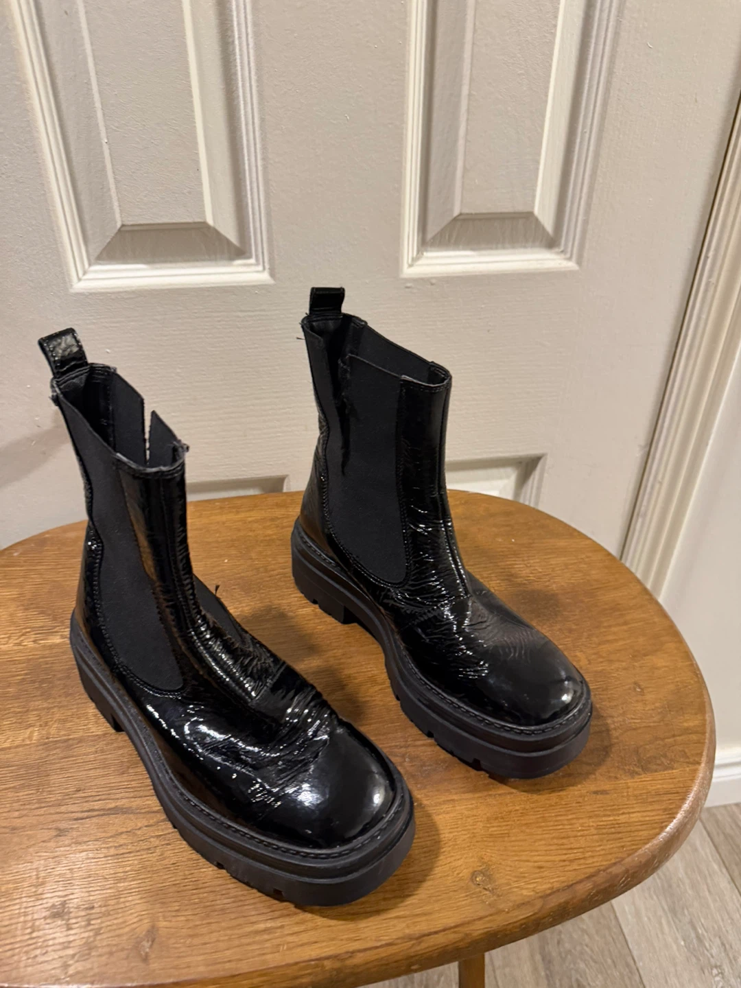 Madewell Black Patent Chelsea Boots - photo 2