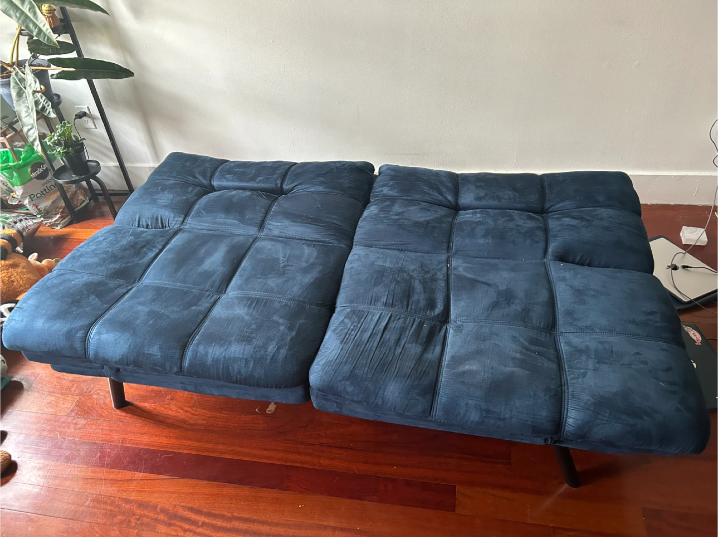 Dark Blue Loveseat Futon couch - photo 2