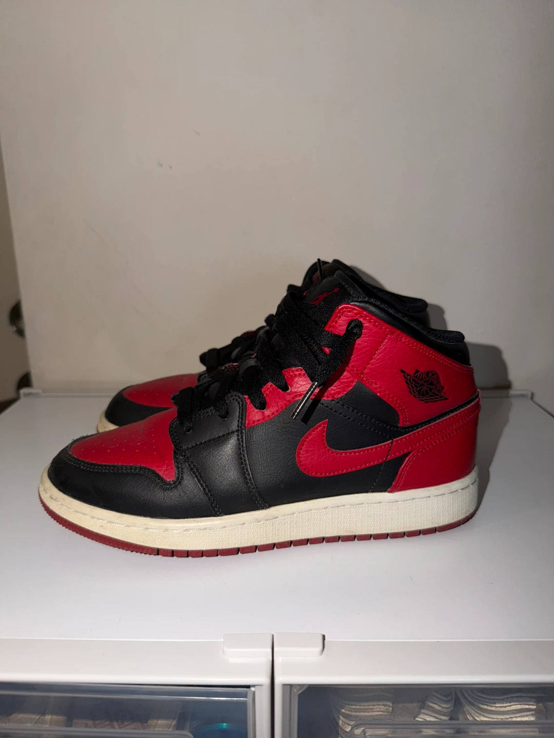 Air Jordan 1 Mid Sneakers