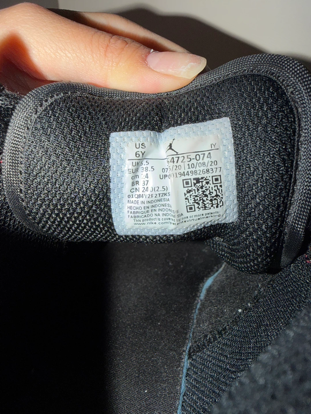 Air Jordan 1 Mid Sneakers - photo 2