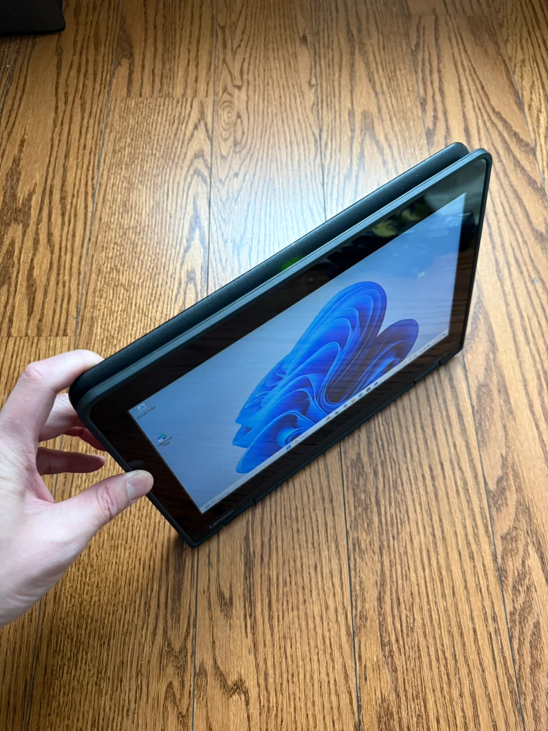 Lenovo ThinkPad Yoga 11e Touchscreen  Laptop - photo 4