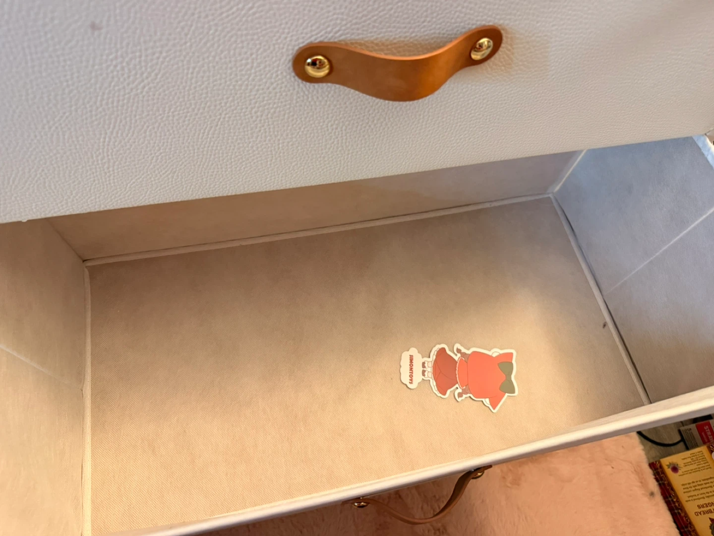 White 6-Drawer Dresser with LED Light - photo 3