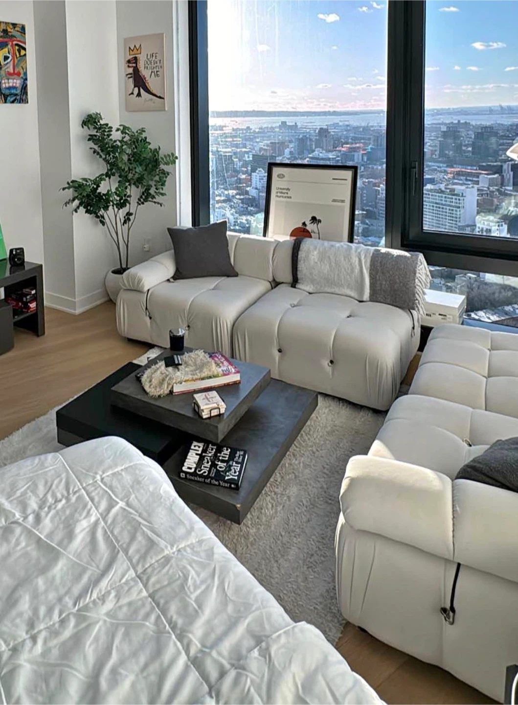 Cloud/bubble modular sofa + coffee table— Local delivery