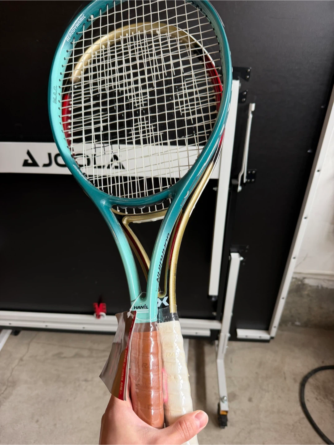Beginner friendly Babolat Aero Dynamic Tennis Racket