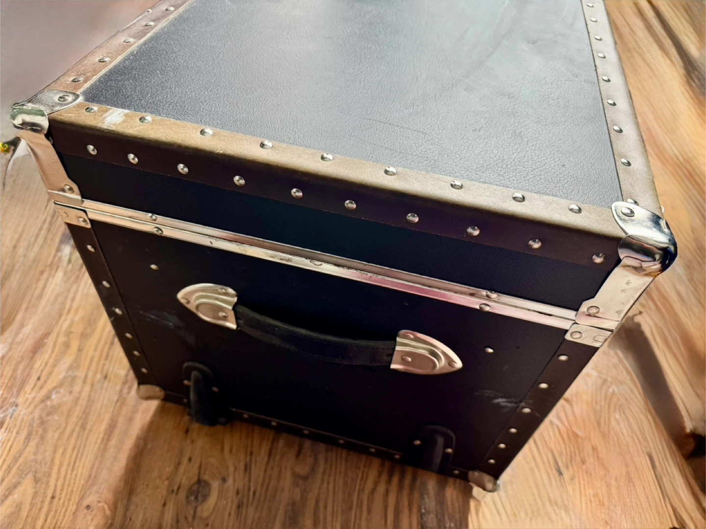 Vintage Military Style Footlocker Storage Trunk - photo 3