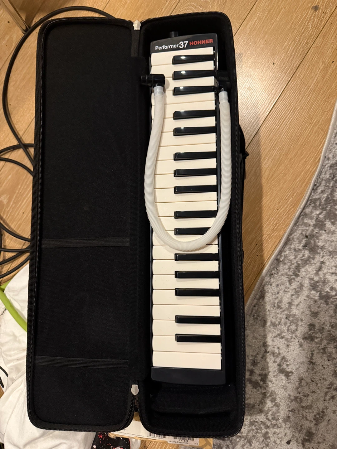 Hohner Performer 37 Melodica with Case and Box