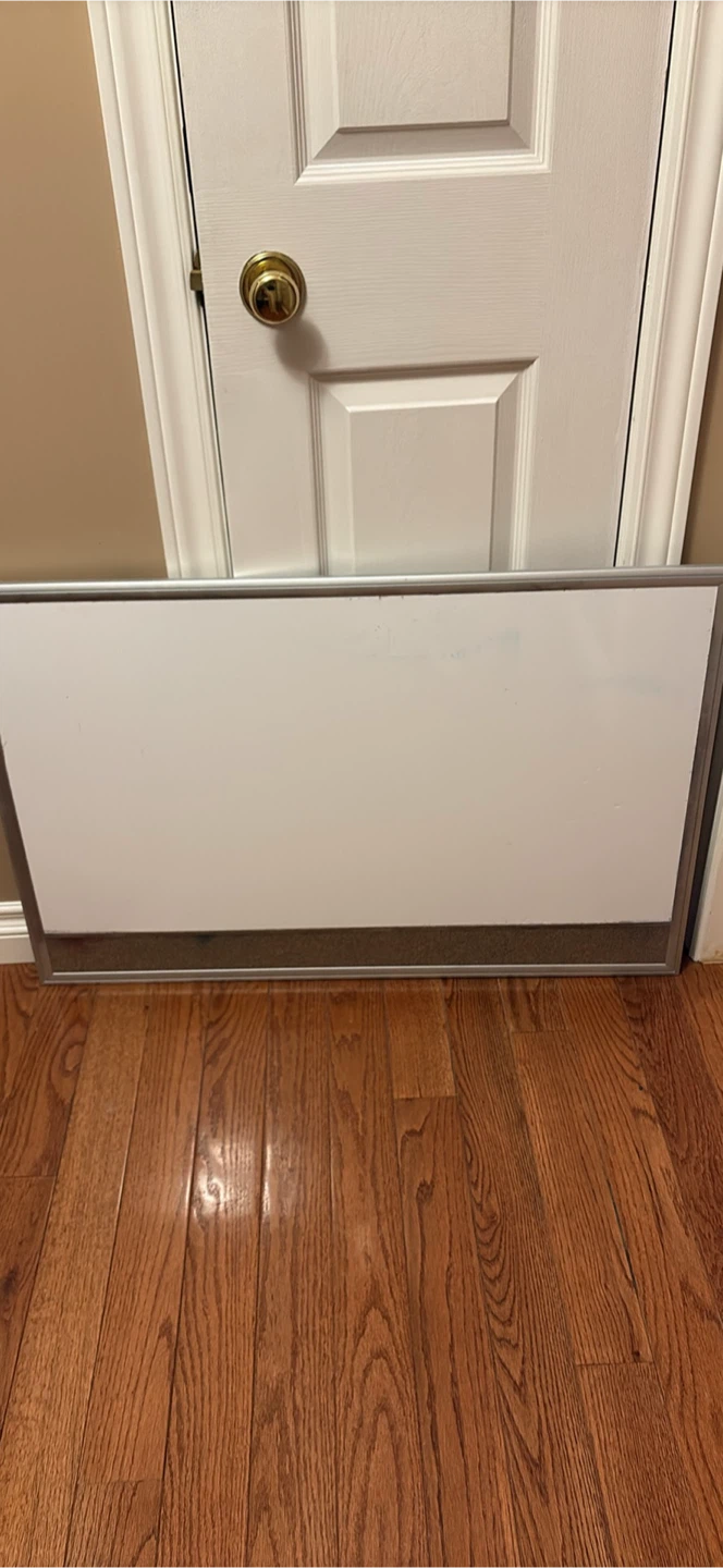 Whiteboard with Aluminum Frame magnetic 24 by 36 inches