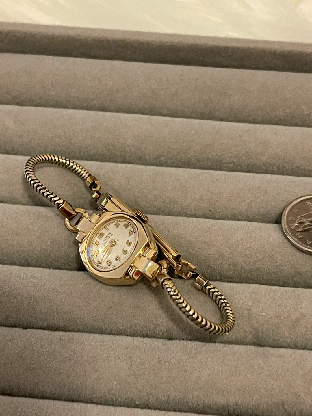 Vintage Gruen 1/20 12K Gold Filled Ladies Watch