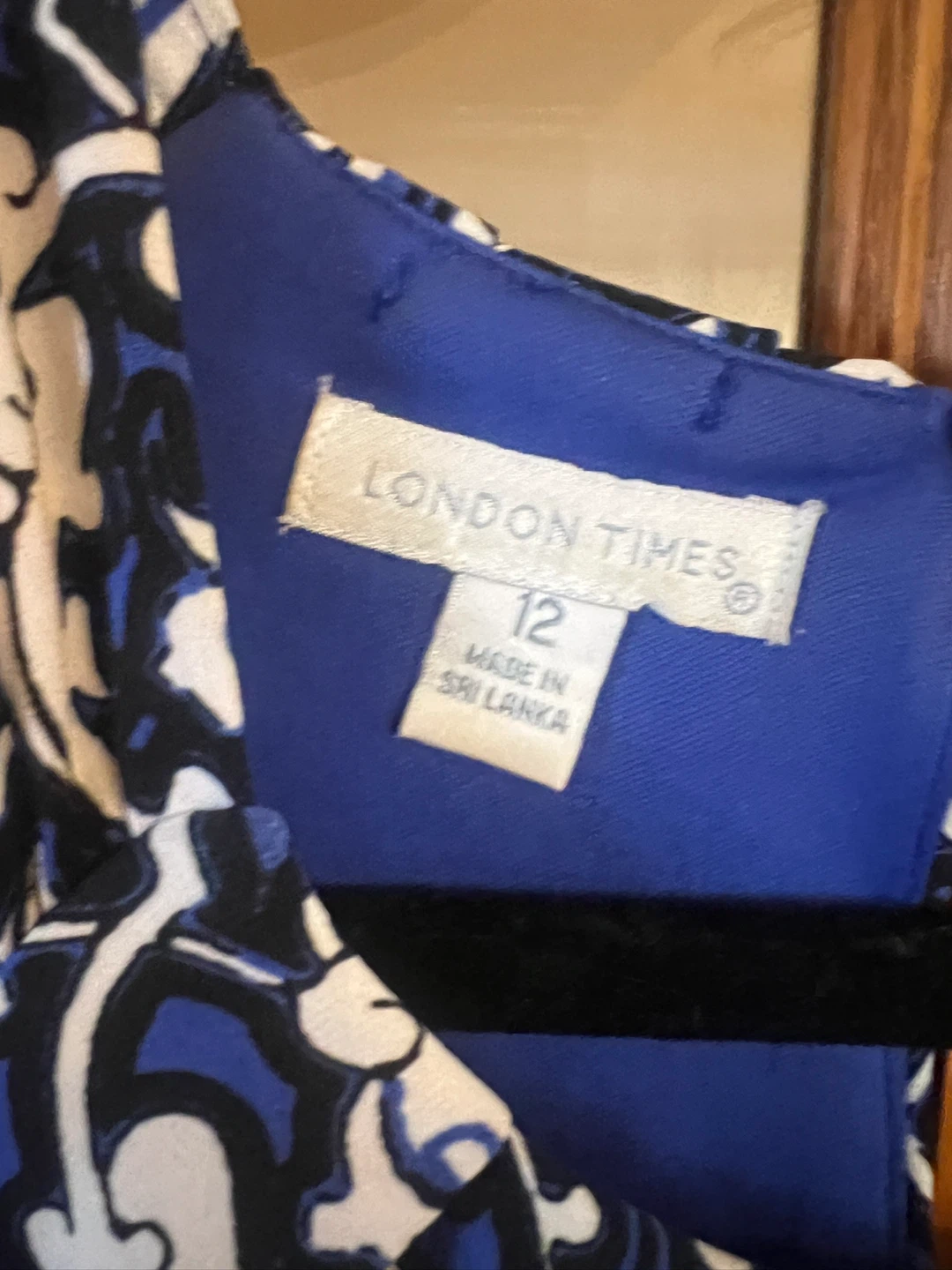 London Times Blue & White Patterned Maxi Dress Size 12 - photo 3