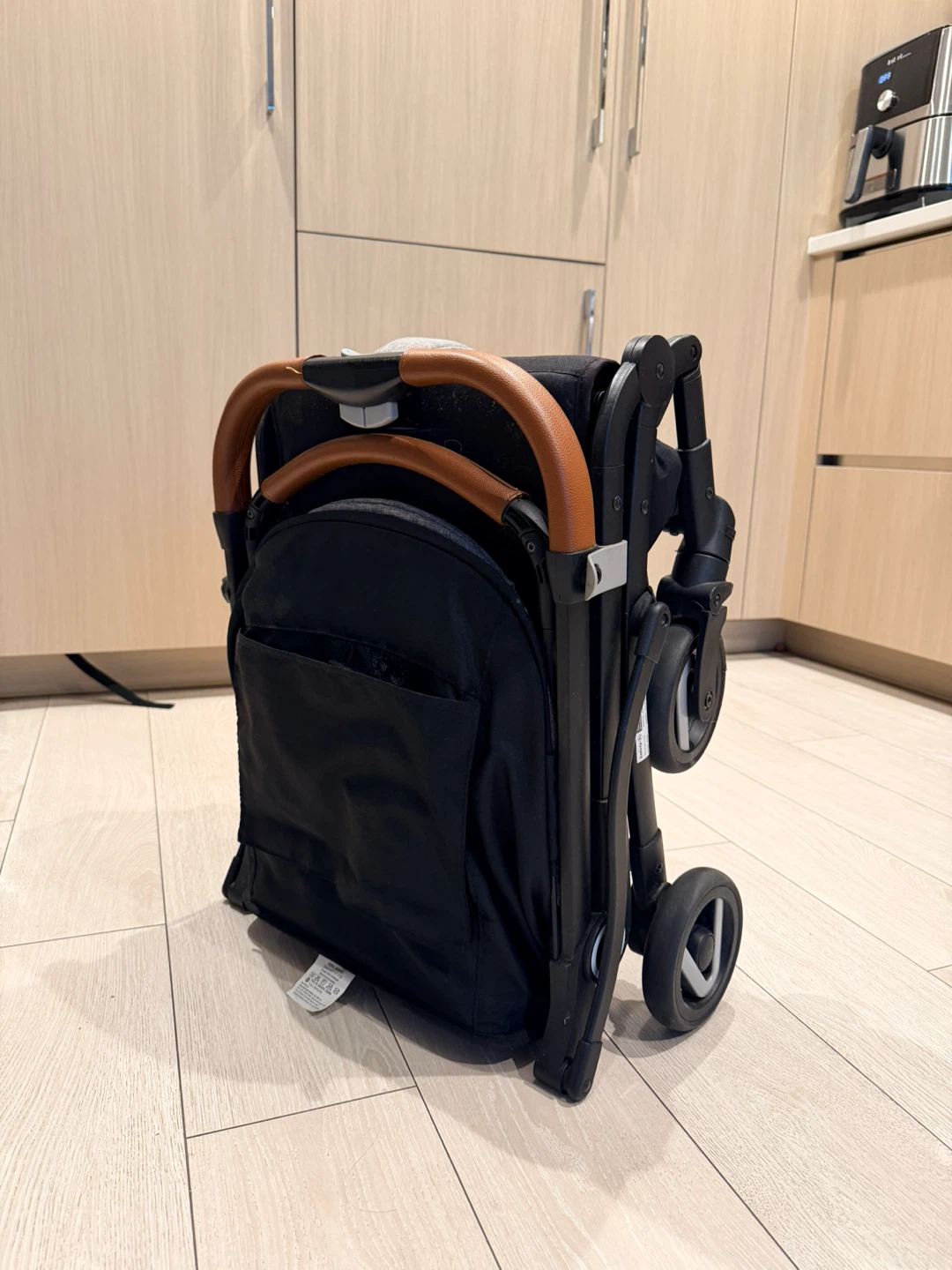 FREE: Travel Stroller - photo 2