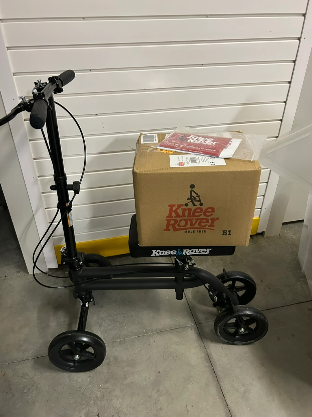 Knee Rover Scooter Walker With Basket