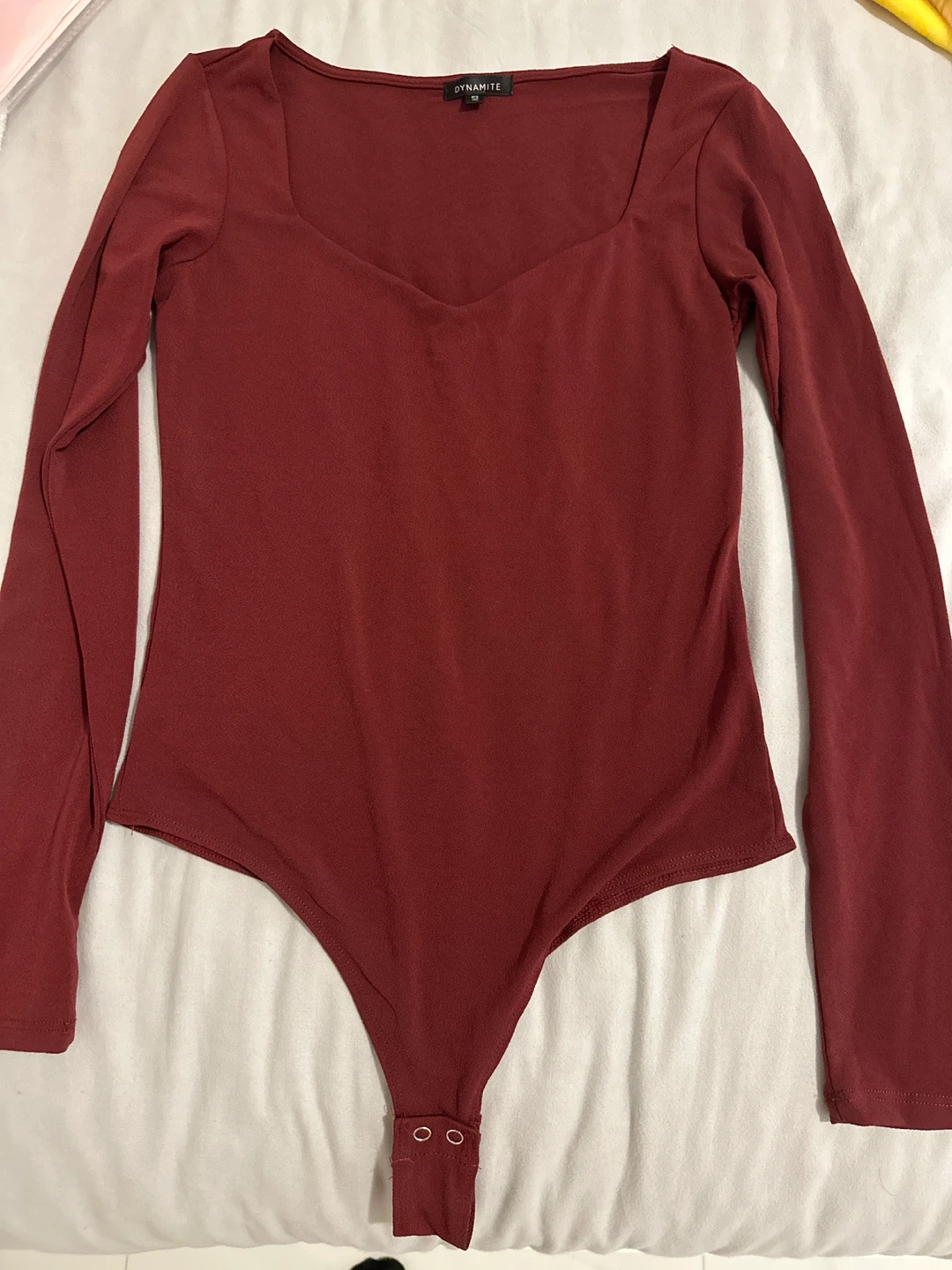 DYNAMITE Long Sleeve Square Neck Bodysuit - Red
